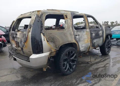 2010 Chevrolet Tahoe Ls z USA, uszkodzony, nr VIN 1GNMCAE36AR239770